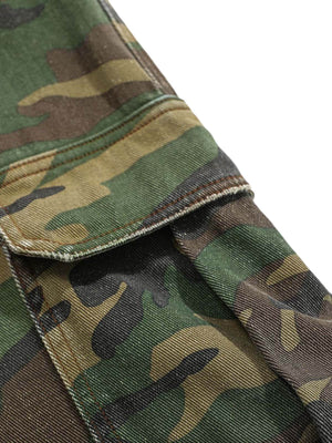 Stay ready for anything with the Camouflage Utility Cargo Pants. Made from a durable and breathable cotton blend, these pants feature a versatile camouflage print that adds bold style to any streetwear or outdoor look. With multiple spacious pockets and a