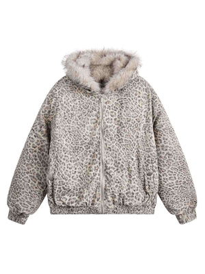 Wrap yourself in bold comfort with the Cheetah Print Mink Fur Hooded Jacket. Made from ultra-soft faux fur with cozy sherpa lining, this winter-ready jacket combines warmth with standout style. It features a detachable hood for versatile wear, ribbed cuff