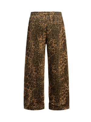 Make a fearless style statement with the Cheetah Print Suede Tracksuit. Crafted from soft and cozy faux fur, this bold matching set includes a zip-up jacket and matching pants, both featuring a standout leopard print design. Designed with ribbed cuffs and