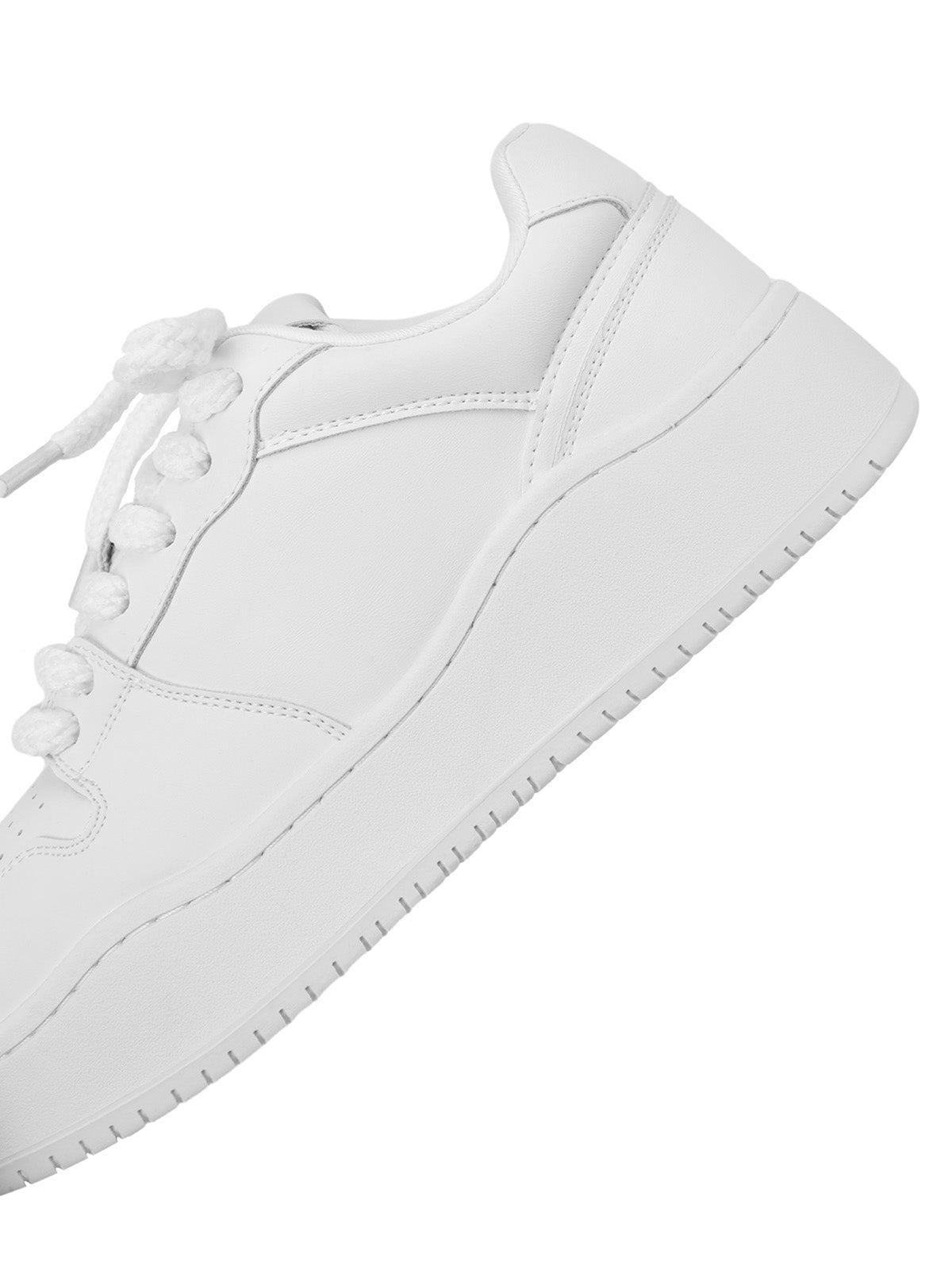 Chunky low top sneakers – detail view | XoKool