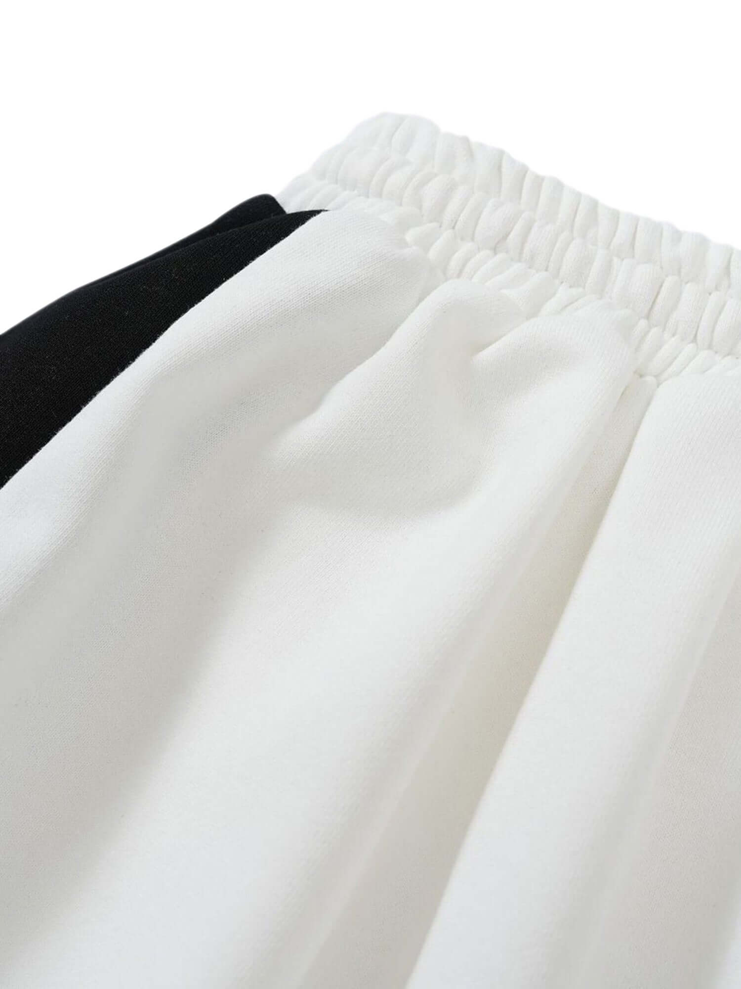 Add energy and edge to your everyday look with the Color-coded Printed Casual Shorts — a vibrant piece that fuses comfort, style, and inspiration. Crafted from a soft cotton blend, these sporty shorts feature bold graphic prints, star appliqués, contrast