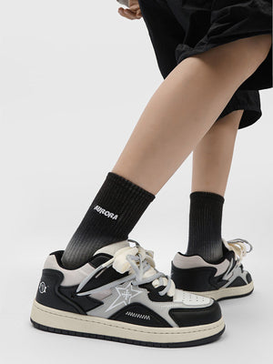Star patch skate sneakers – on model, black/white | XoKool