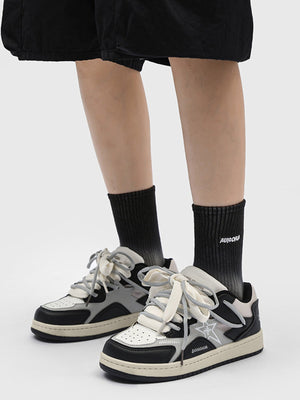 Star patch skate sneakers – on model, black/white | XoKool