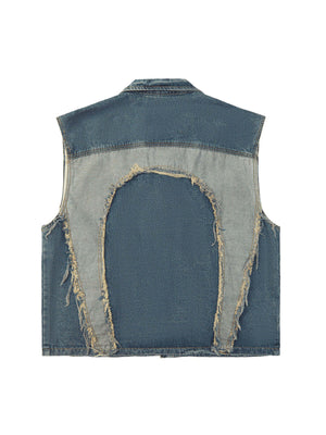 Make a bold style statement with the Contrast Denim Heart Stitching Street Rap Vest. Crafted from durable denim, this sleeveless vest features a standout reflective heart design that brings a modern twist to edgy streetwear. With a front zipper closure an