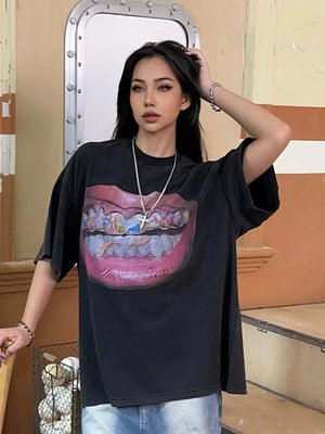 Full Diamond Tooth Graphic Streetwear T-Shirt – Premium Urban Edge Refine your streetwear collection with the Full Diamond Tooth Graphic Streetwear T-Shirt. Meticulously crafted from premium breathable cotton, this oversized tee delivers a seamless blend