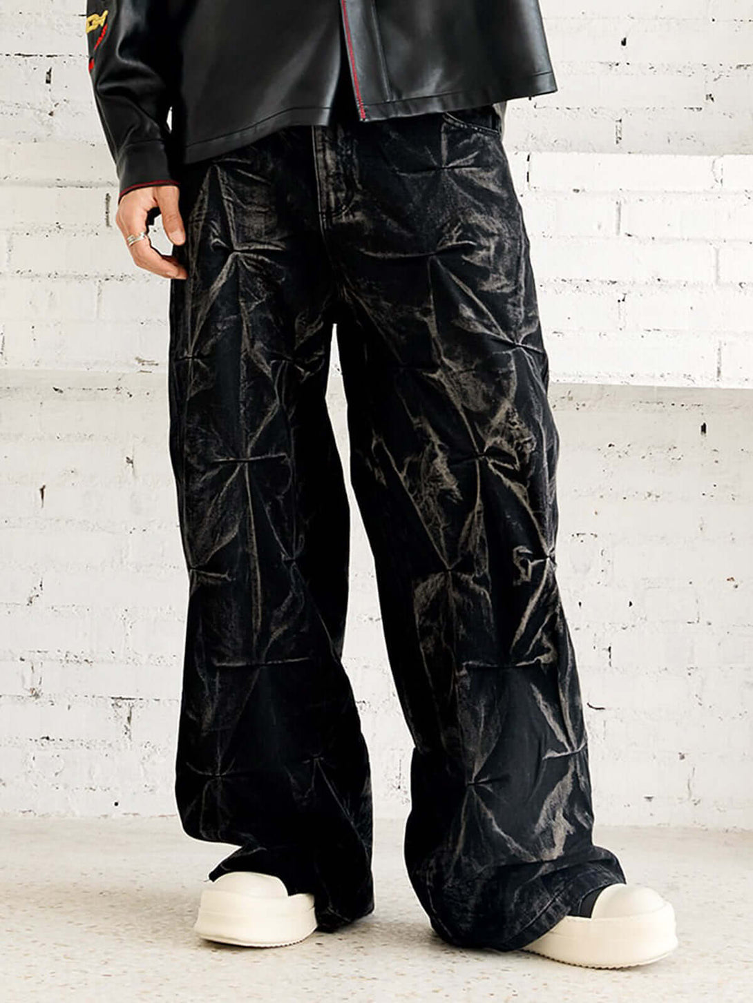 Elevate your streetwear with the Heavy Washed Distressed Pleated Baggy Jeans — a bold fusion of comfort and fashion-forward edge. Crafted from durable polyester, these jeans feature a pleated wide-leg silhouette, distressed wash, and an elastic waistband