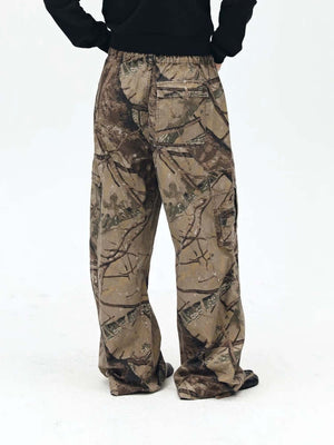 Get ready for action with the High Street Camouflage Casual Pants — built for both streetwear flair and outdoor function. Made from durable, water-resistant polyester, these pants feature a tactical camouflage pattern, multiple utility pockets, and reinfo