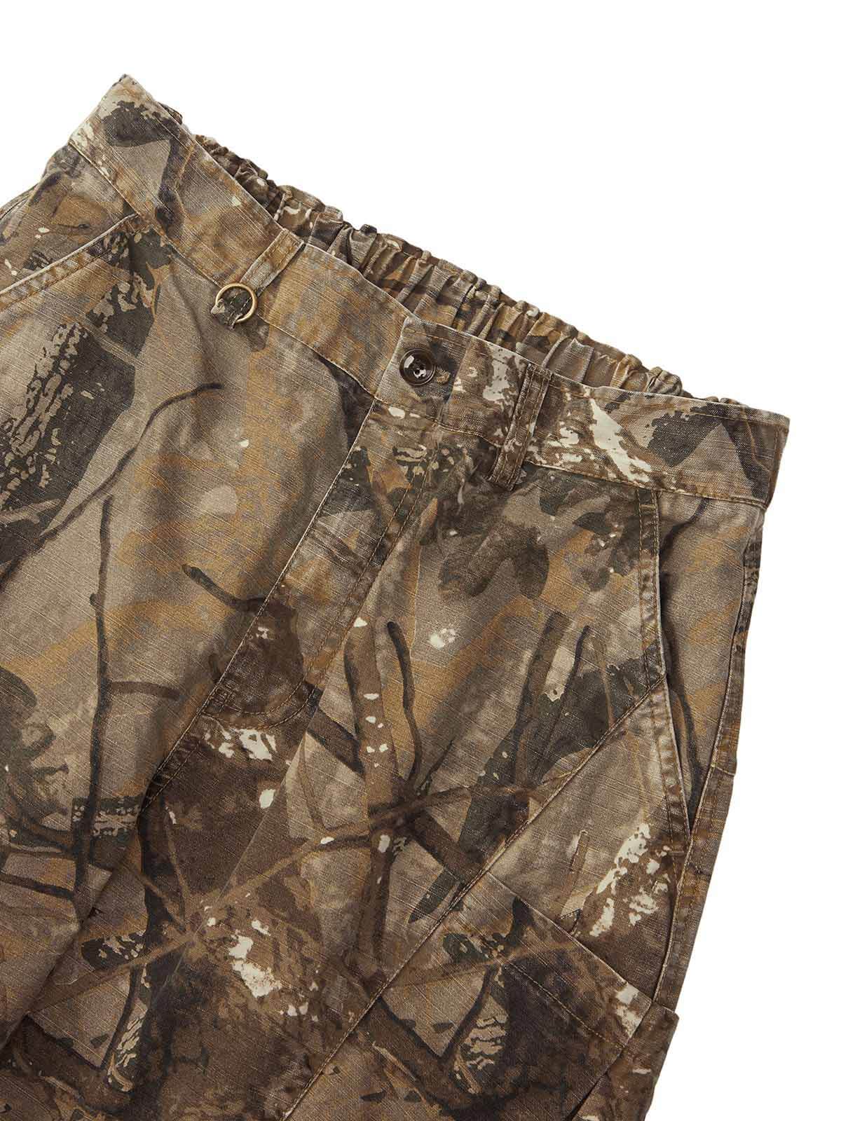 Get ready for action with the High Street Camouflage Casual Pants — built for both streetwear flair and outdoor function. Made from durable, water-resistant polyester, these pants feature a tactical camouflage pattern, multiple utility pockets, and reinfo