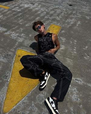 Cargo Jeans mit Spinnennetz – Tragebild | XoKool