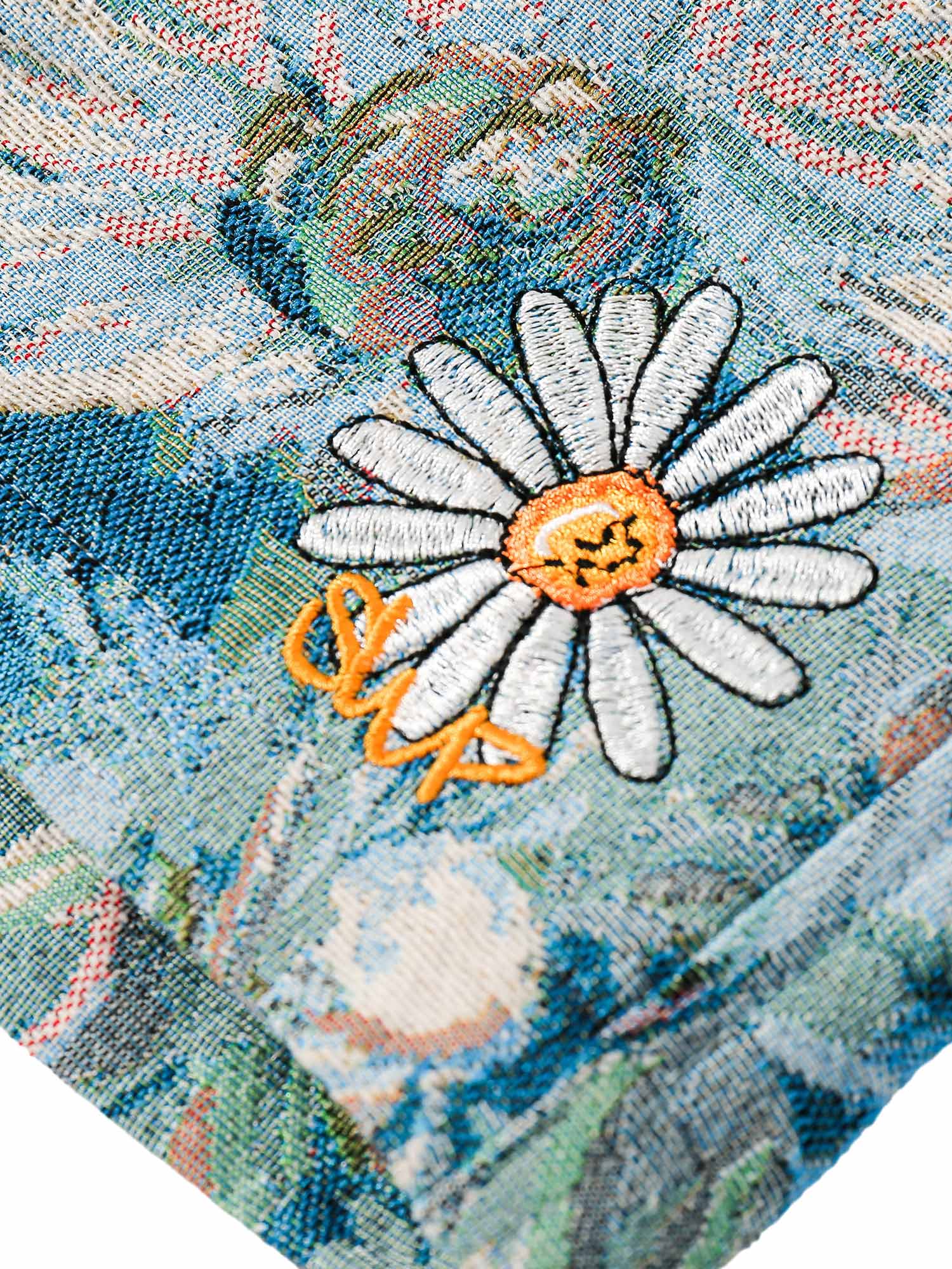 Bring bold vibes to your summer wardrobe with the High Street Jacquard Embroidery Shorts — the perfect blend of comfort and beach-ready flair. Made from a lightweight cotton blend, these shorts feature a vibrant tropical jacquard print, elastic waistband