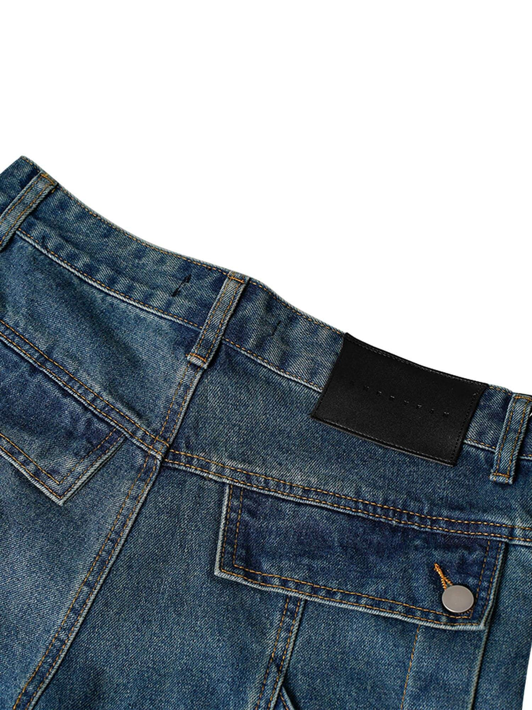 Refresh your casual wardrobe with the High Street Washed Distressed Denim Shorts — the perfect blend of edgy and chic. Made from soft, durable denim, these shorts feature trendy pearl button accents, side pockets for functionality, and a fashionable distr