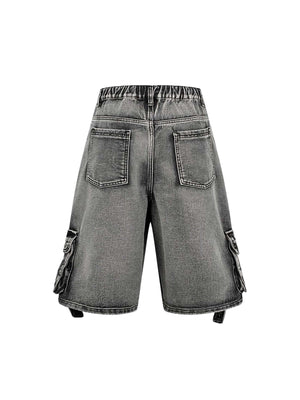 Get functionality and style in one with the High-Waisted Multi-Pocket Denim Cargo Shorts — a must-have for urban explorers and casual trendsetters. Crafted from premium denim fabric, these shorts feature a relaxed fit, a comfortable elastic waistband, mul