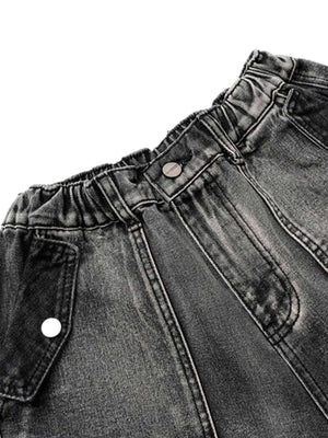 Get functionality and style in one with the High-Waisted Multi-Pocket Denim Cargo Shorts — a must-have for urban explorers and casual trendsetters. Crafted from premium denim fabric, these shorts feature a relaxed fit, a comfortable elastic waistband, mul