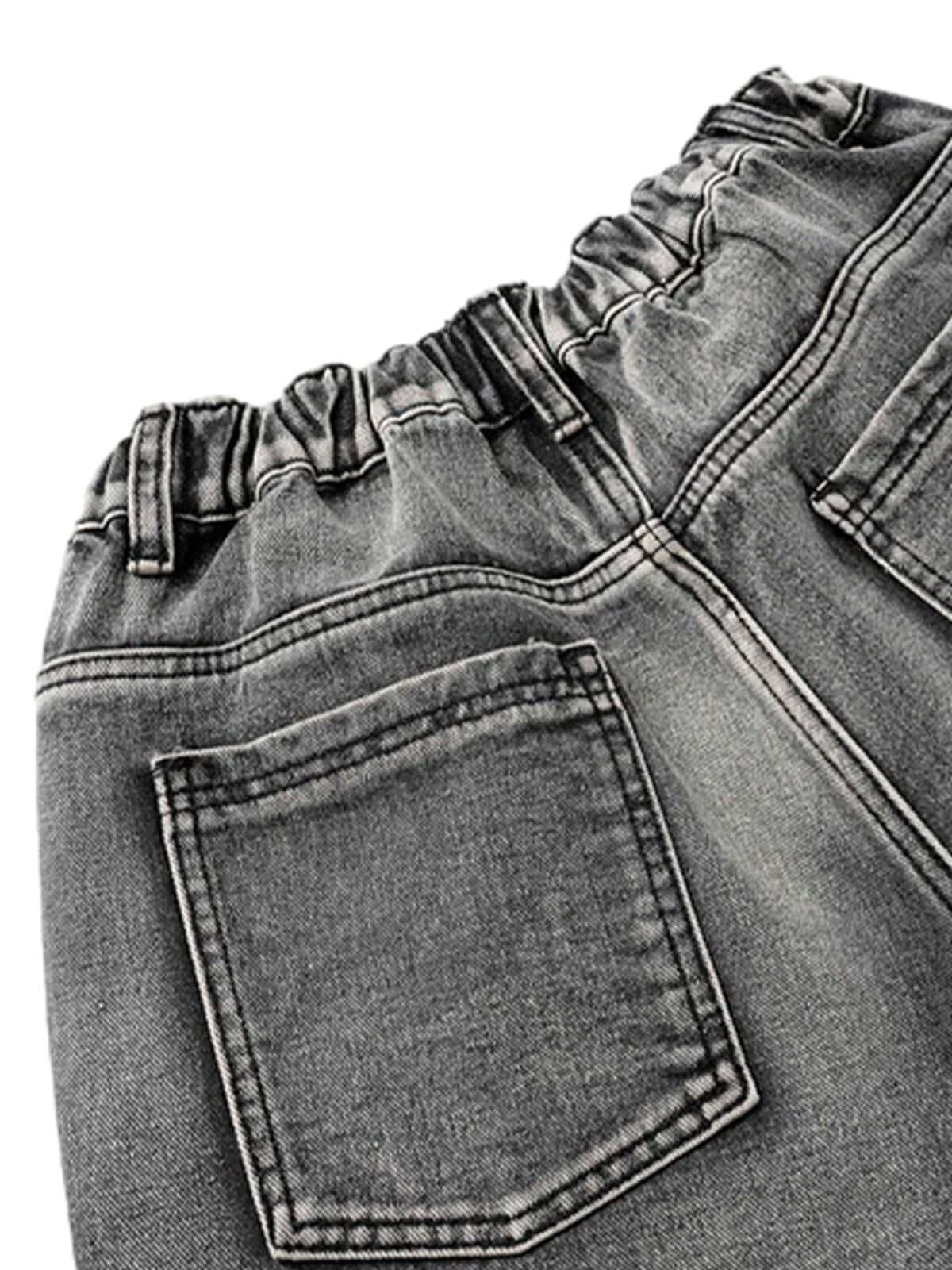 Get functionality and style in one with the High-Waisted Multi-Pocket Denim Cargo Shorts — a must-have for urban explorers and casual trendsetters. Crafted from premium denim fabric, these shorts feature a relaxed fit, a comfortable elastic waistband, mul