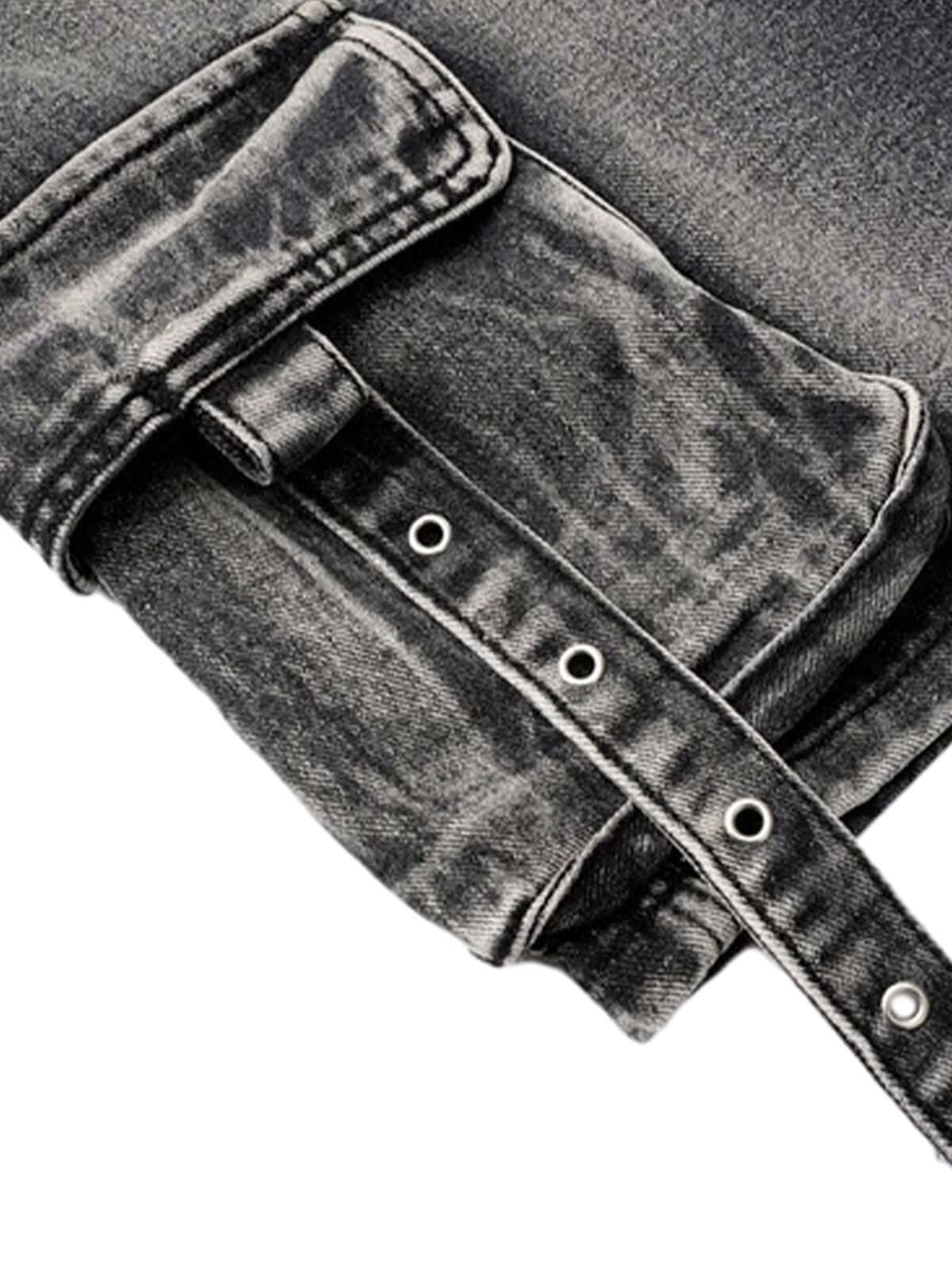 Get functionality and style in one with the High-Waisted Multi-Pocket Denim Cargo Shorts — a must-have for urban explorers and casual trendsetters. Crafted from premium denim fabric, these shorts feature a relaxed fit, a comfortable elastic waistband, mul