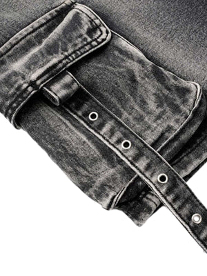 Get functionality and style in one with the High-Waisted Multi-Pocket Denim Cargo Shorts — a must-have for urban explorers and casual trendsetters. Crafted from premium denim fabric, these shorts feature a relaxed fit, a comfortable elastic waistband, mul