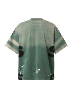 Show off your bold side with the Ink Splash Letter Print T Shirt — a standout piece blending street style with artistic expression. Made from a soft cotton blend, this tee features a relaxed fit, classic crew neck, and a vibrant tie-dye pattern layered wi