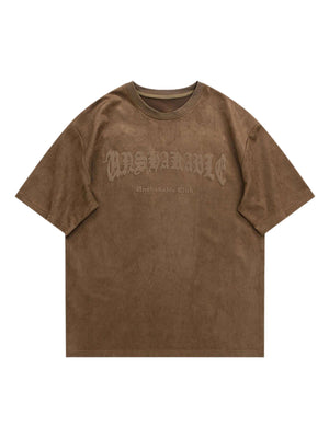 Oversized Streetwear T-Shirt with Dragon Skeleton Print – Black or Brown Upgrade your street style with this oversized streetwear t-shirt, crafted from premium breathable cotton. Featuring a bold yet minimalistic dragon skeleton graphic on the chest, this