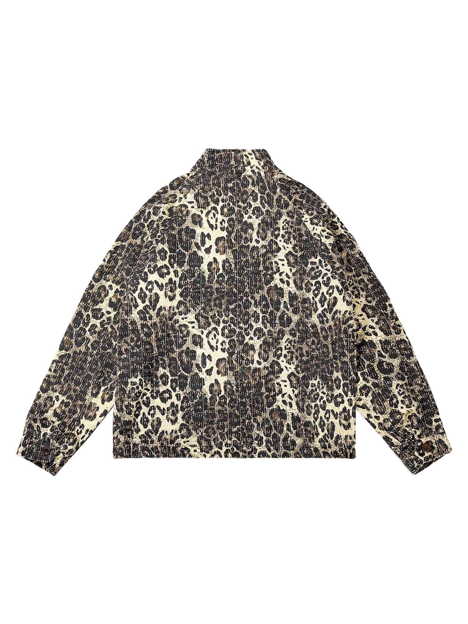 Upgrade your everyday looks with the Retro Leopard Printed Denim Jacket — a lightweight outerwear piece that balances boldness with comfort. Crafted from durable polyester, this jacket features a full zip closure, side pockets for convenience, ribbed cuff
