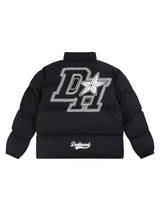 Stay warm and make a statement with the Retro Letter Print Down Jacket. Designed with insulated padding and a durable nylon shell, this winter-ready piece features a bold reflective D2 logo that brings vintage vibes with a modern twist. The ribbed cuffs a