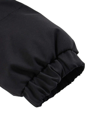 Stay warm and make a statement with the Retro Letter Print Down Jacket. Designed with insulated padding and a durable nylon shell, this winter-ready piece features a bold reflective D2 logo that brings vintage vibes with a modern twist. The ribbed cuffs a