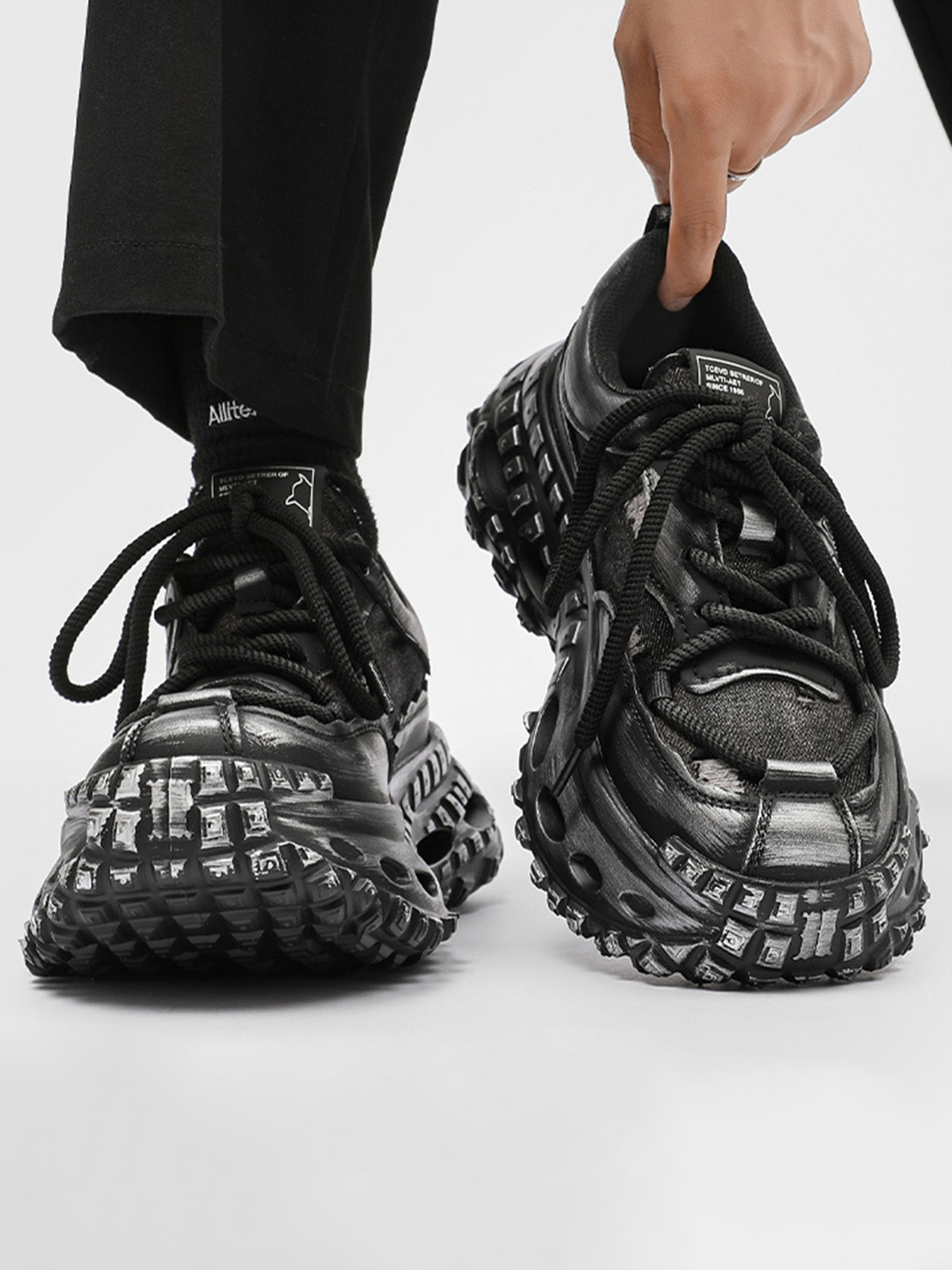 Retro Tire Sole Chunky Sneakers Streetwear