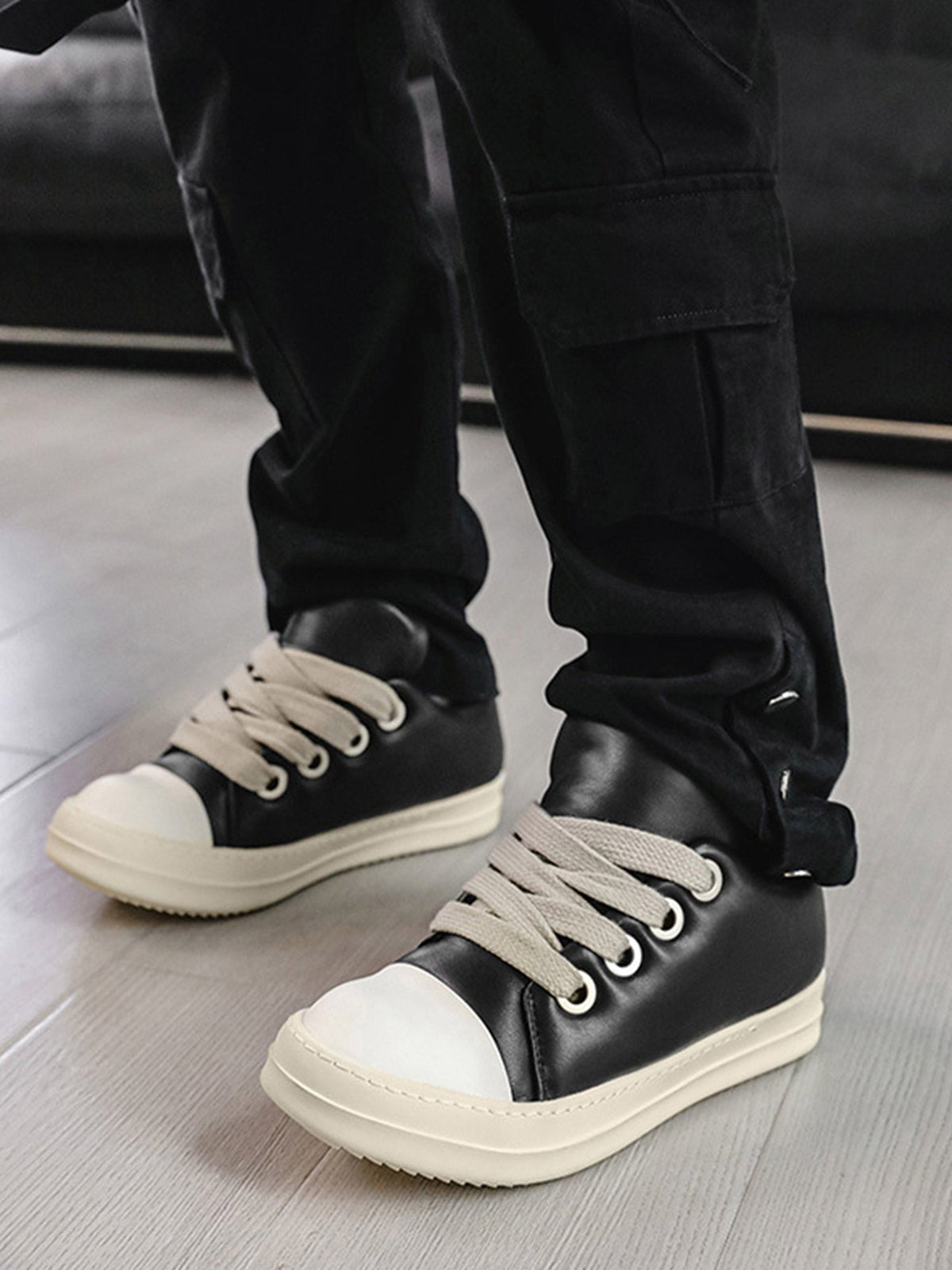 Zapatillas goth negras – par puesto | XoKool