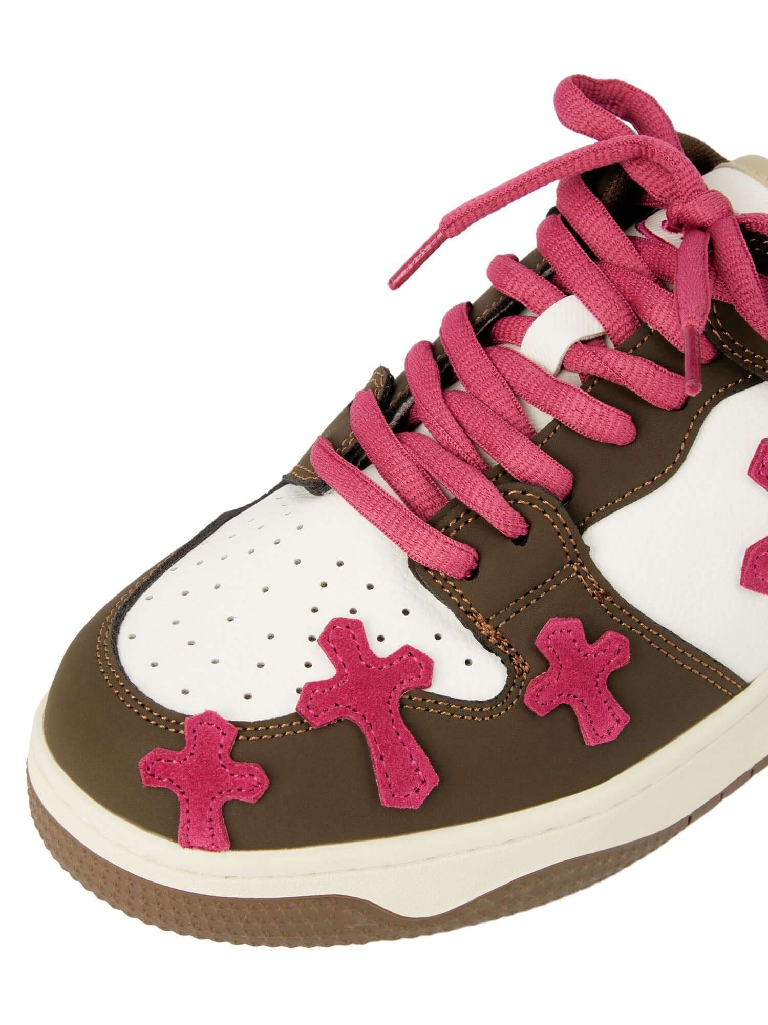 Make a bold move with the Splicing Skateboard Sneakers — where standout design meets everyday comfort. Crafted from a premium mix of leather and suede, these sneakers feature a chunky sole for added height and cushioning, perforated toe box for breathabil