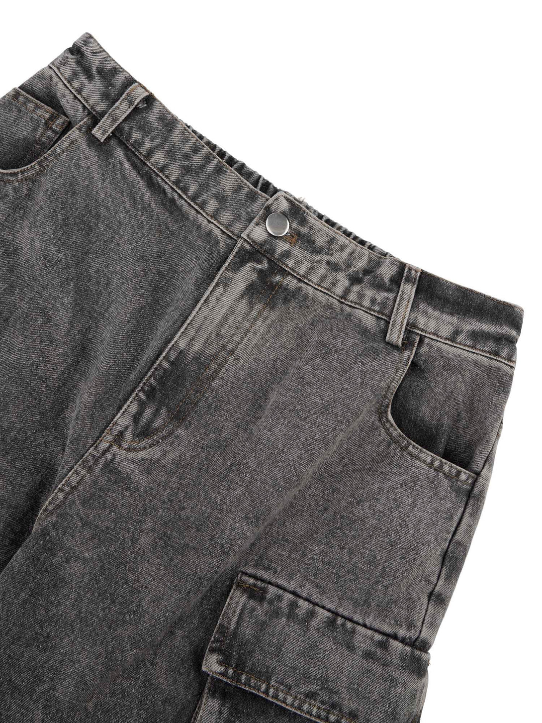 Add rugged edge to your everyday look with the Street Stitching Multi Pocket Workwear Washed Jeans — a practical and stylish essential for modern streetwear. Crafted from durable denim, these jeans feature multiple utility pockets, reinforced stitching, a