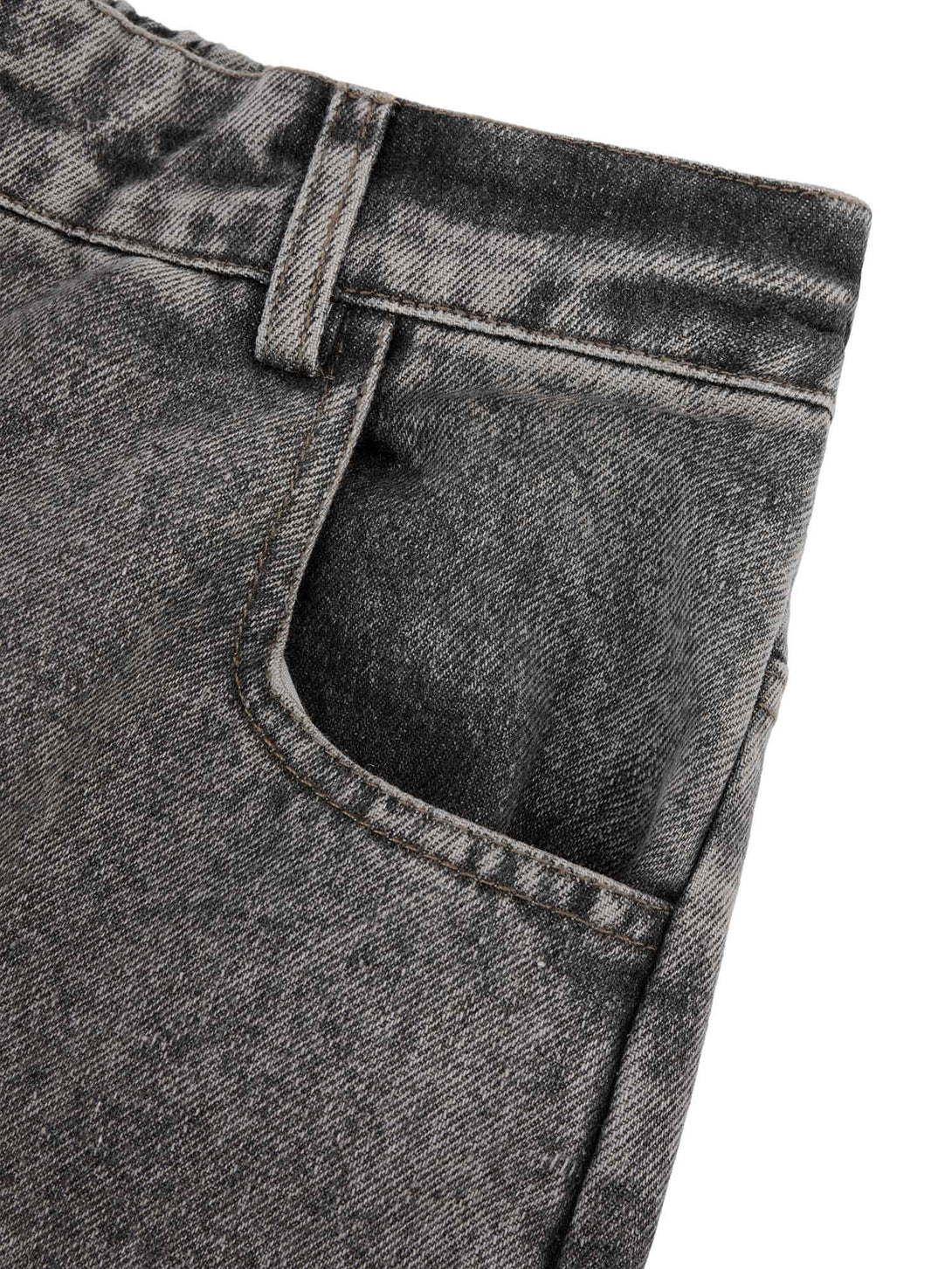 Add rugged edge to your everyday look with the Street Stitching Multi Pocket Workwear Washed Jeans — a practical and stylish essential for modern streetwear. Crafted from durable denim, these jeans feature multiple utility pockets, reinforced stitching, a