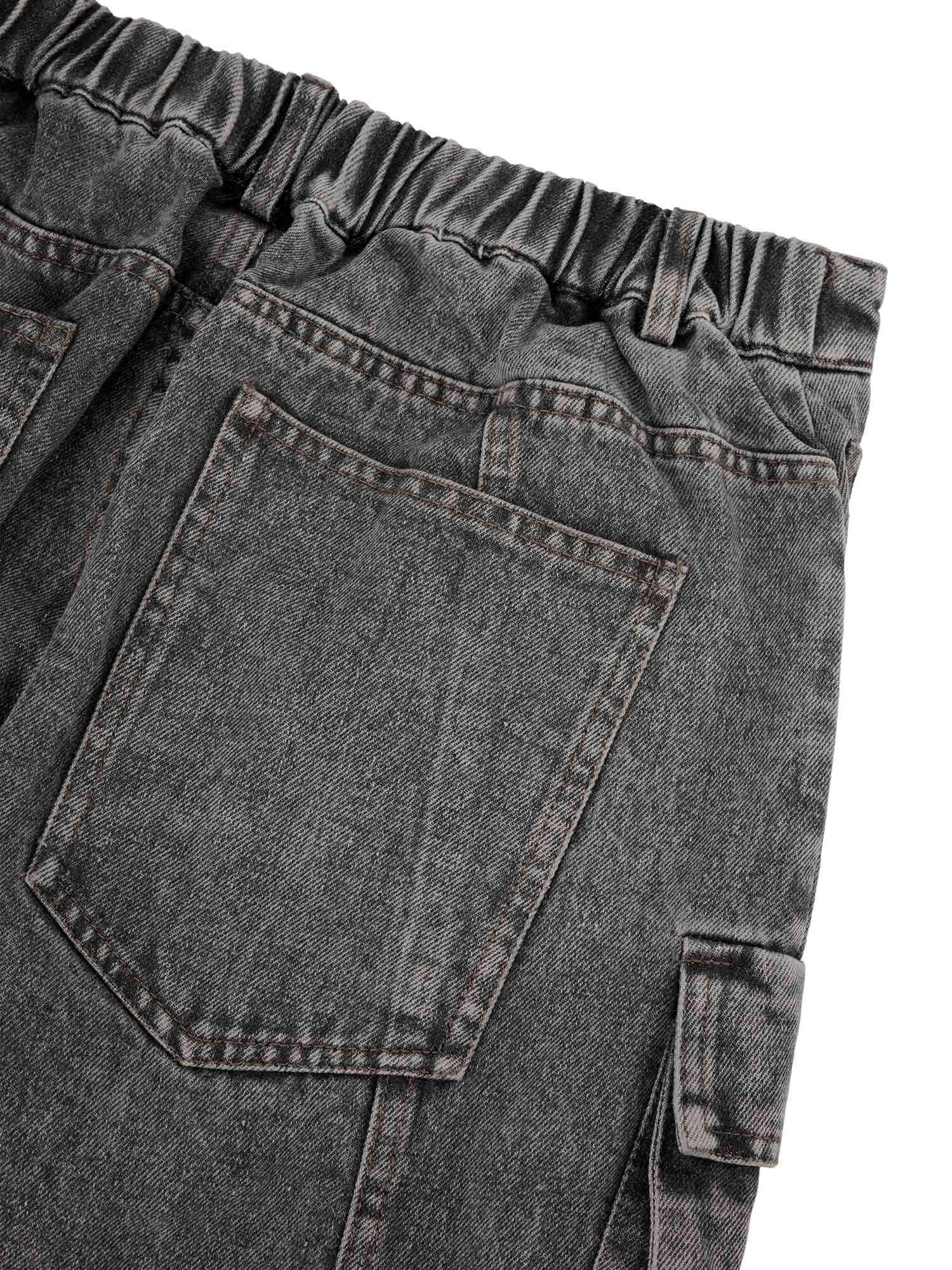 Add rugged edge to your everyday look with the Street Stitching Multi Pocket Workwear Washed Jeans — a practical and stylish essential for modern streetwear. Crafted from durable denim, these jeans feature multiple utility pockets, reinforced stitching, a
