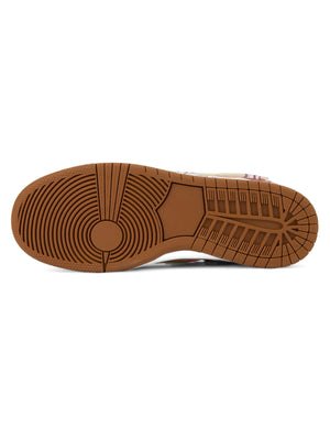 Step up your streetwear game with the Sunflower Hip-Hop Skate Shoes — where bold design meets ultimate comfort. Crafted from premium leather and suede, these sneakers feature a unique zipper closure for easy wear, reflective details for added flair, and s