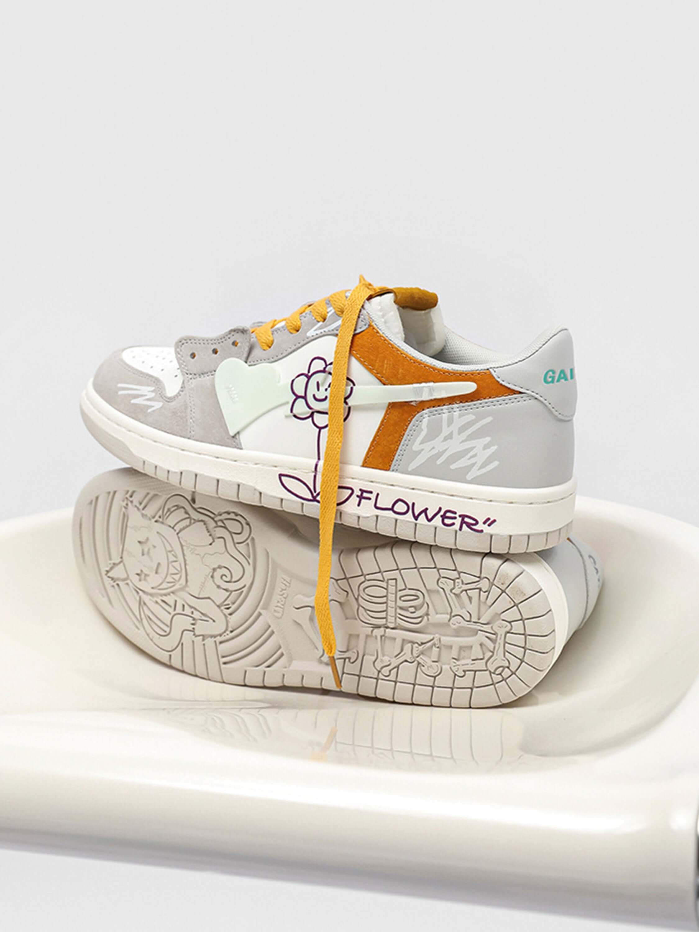 Step up your streetwear game with the Sunflower Hip-Hop Skate Shoes — where bold design meets ultimate comfort. Crafted from premium leather and suede, these sneakers feature a unique zipper closure for easy wear, reflective details for added flair, and s