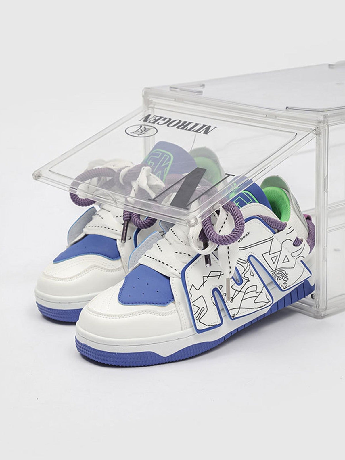 Skate Sneakers mit Buchstaben – Detailansicht | XoKool