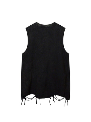 Bring bold energy to your look with the Vintage Necklace Star Print Hip Hop Tank Top. Crafted from a soft and breathable cotton blend, this sleeveless top features a unique distressed hem, raw edges, and a standout graphic print for a strong streetwear vi