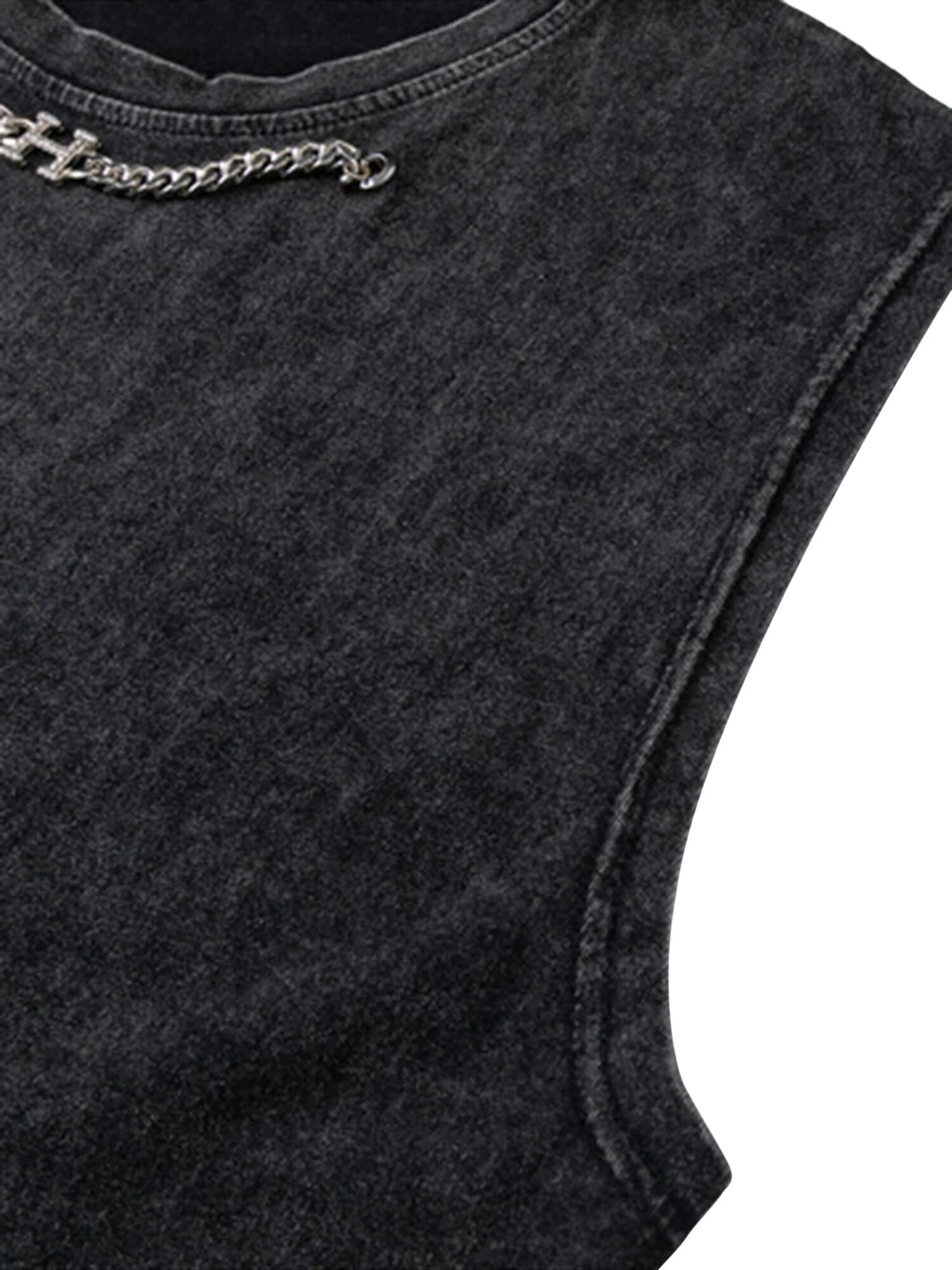 Add raw energy to your streetwear lineup with the Vintage Metallic Phantom Letter Distressed Washed Vest. Crafted from a soft and breathable cotton blend, this sleeveless vest features bold metallic-inspired graphic prints and distressed washed details fo
