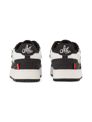 Add a bold twist to your casual outfits with the Vintage Star Skateboard Sneakers — designed for comfort, style, and standout street flair. Made from breathable canvas, these sneakers feature a trendy star print, a unique red zipper detail for extra edge,