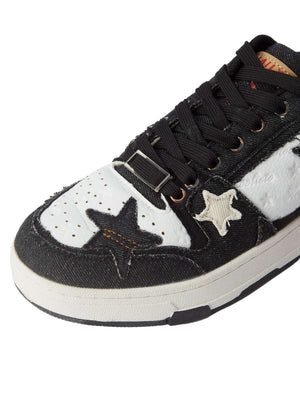 Add a bold twist to your casual outfits with the Vintage Star Skateboard Sneakers — designed for comfort, style, and standout street flair. Made from breathable canvas, these sneakers feature a trendy star print, a unique red zipper detail for extra edge,