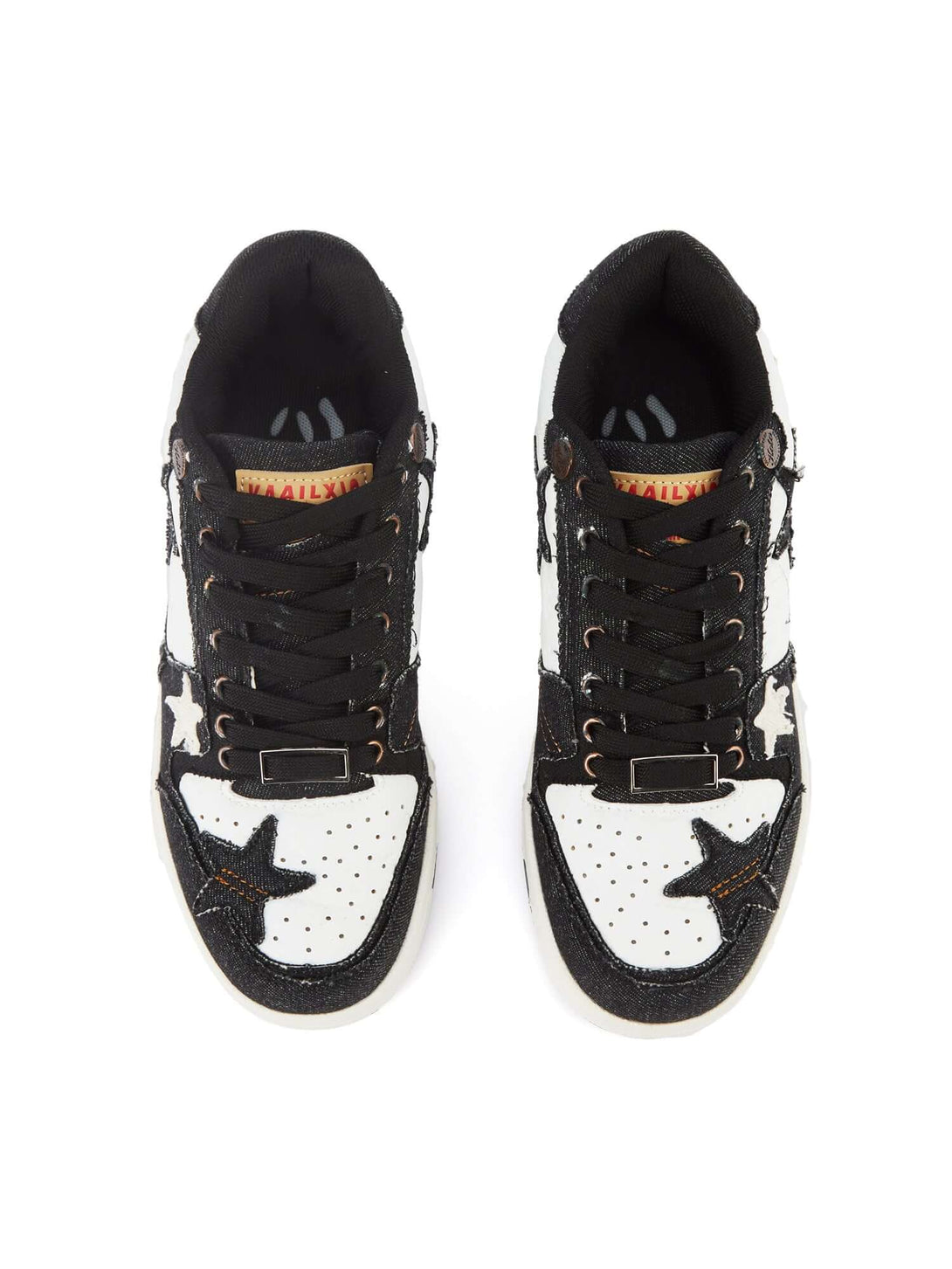 Add a bold twist to your casual outfits with the Vintage Star Skateboard Sneakers — designed for comfort, style, and standout street flair. Made from breathable canvas, these sneakers feature a trendy star print, a unique red zipper detail for extra edge,