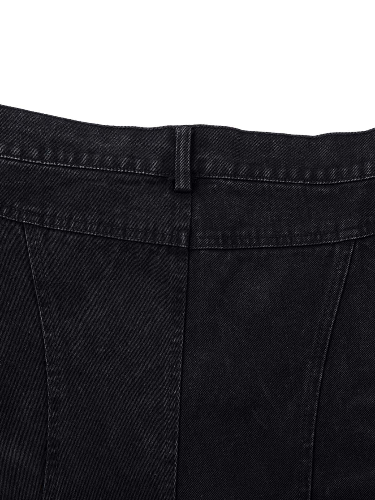 Elevate your casual wardrobe with the Washed Distressed Multi Pocket Cargo Jeans — the perfect balance of utility, comfort, and street-ready style. Made from a soft cotton blend, these high-waisted jeans feature a relaxed fit, functional cargo pockets, an