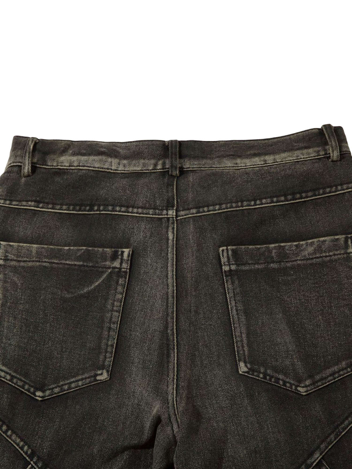 Jeans acampanados (flare) con costuras curvas – bolsillos traseros | XoKool