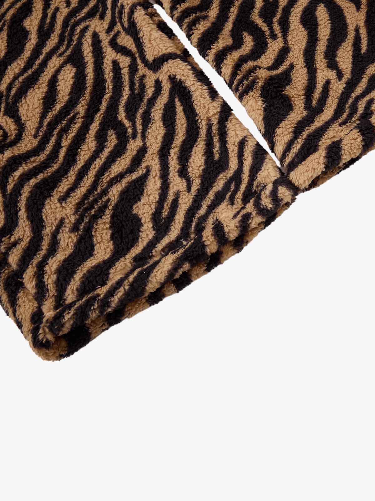 Zebra print pants – side pocket close-up | XoKool