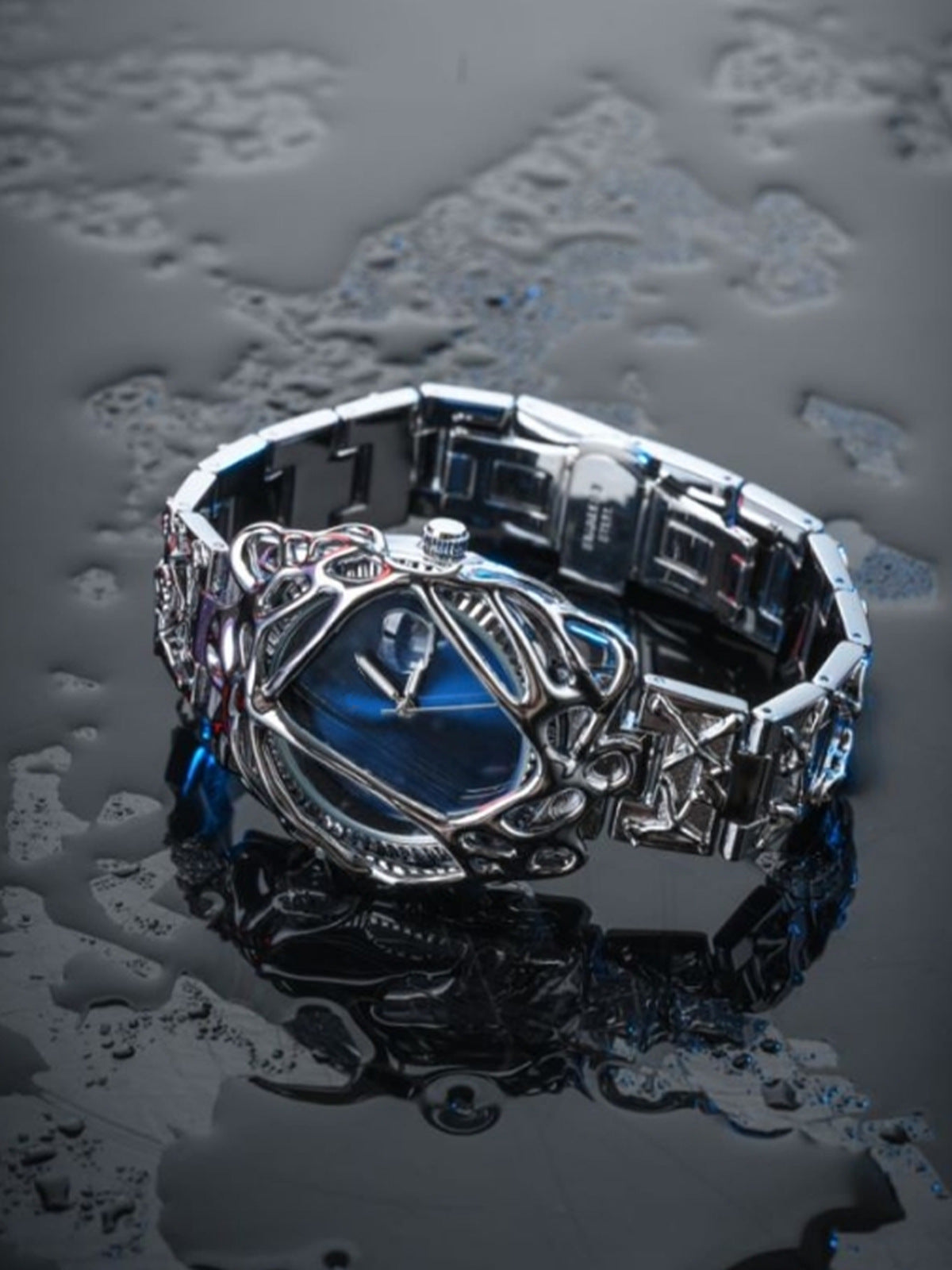 Abstrakte Metalluhr – Blaues Zifferblatt, gestylt | XoKool