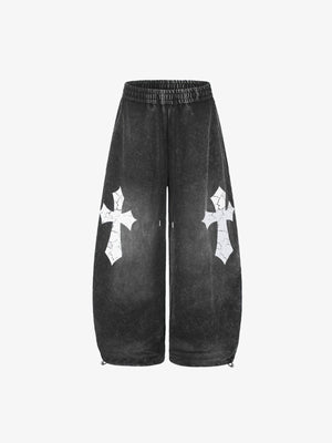 Pantalones deportivos acid wash con estampado de cruz – negro, frontal en plano | XoKool