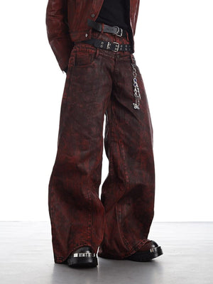 Acid Wash Wide Leg Jeans mit doppeltem Bund – Burgunderrot am Model, Vorderansicht | XoKool