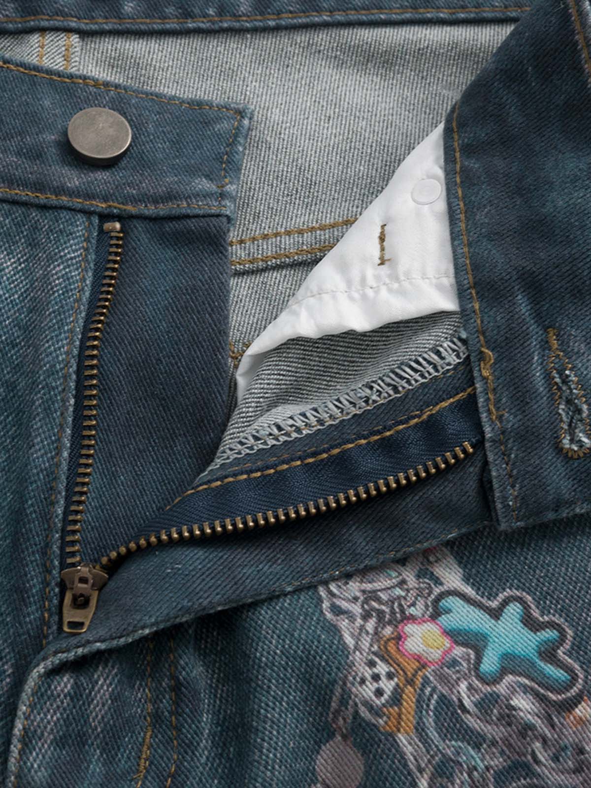 Ripped Baggy Jeans with Charm Print – fly close-up | XoKool