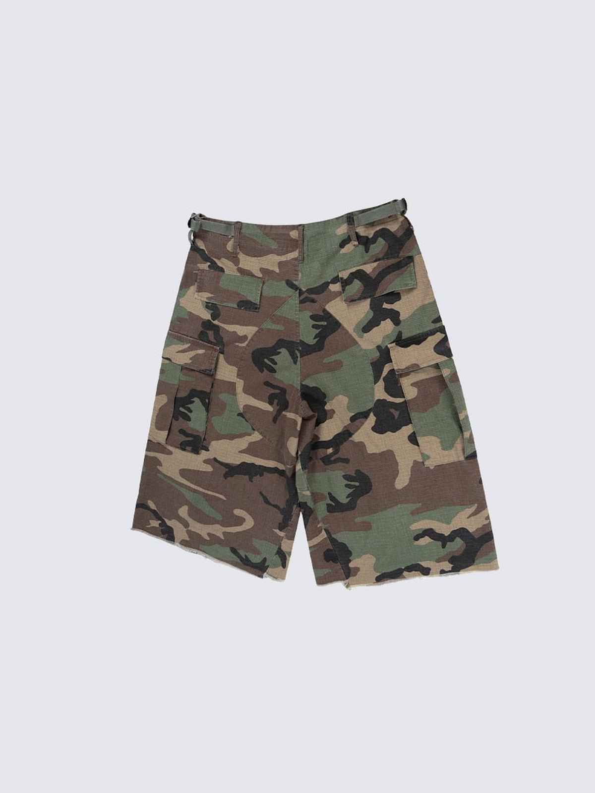 Cargo Shorts in Woodland Camo – Camo, Rückansicht flach | XoKool
