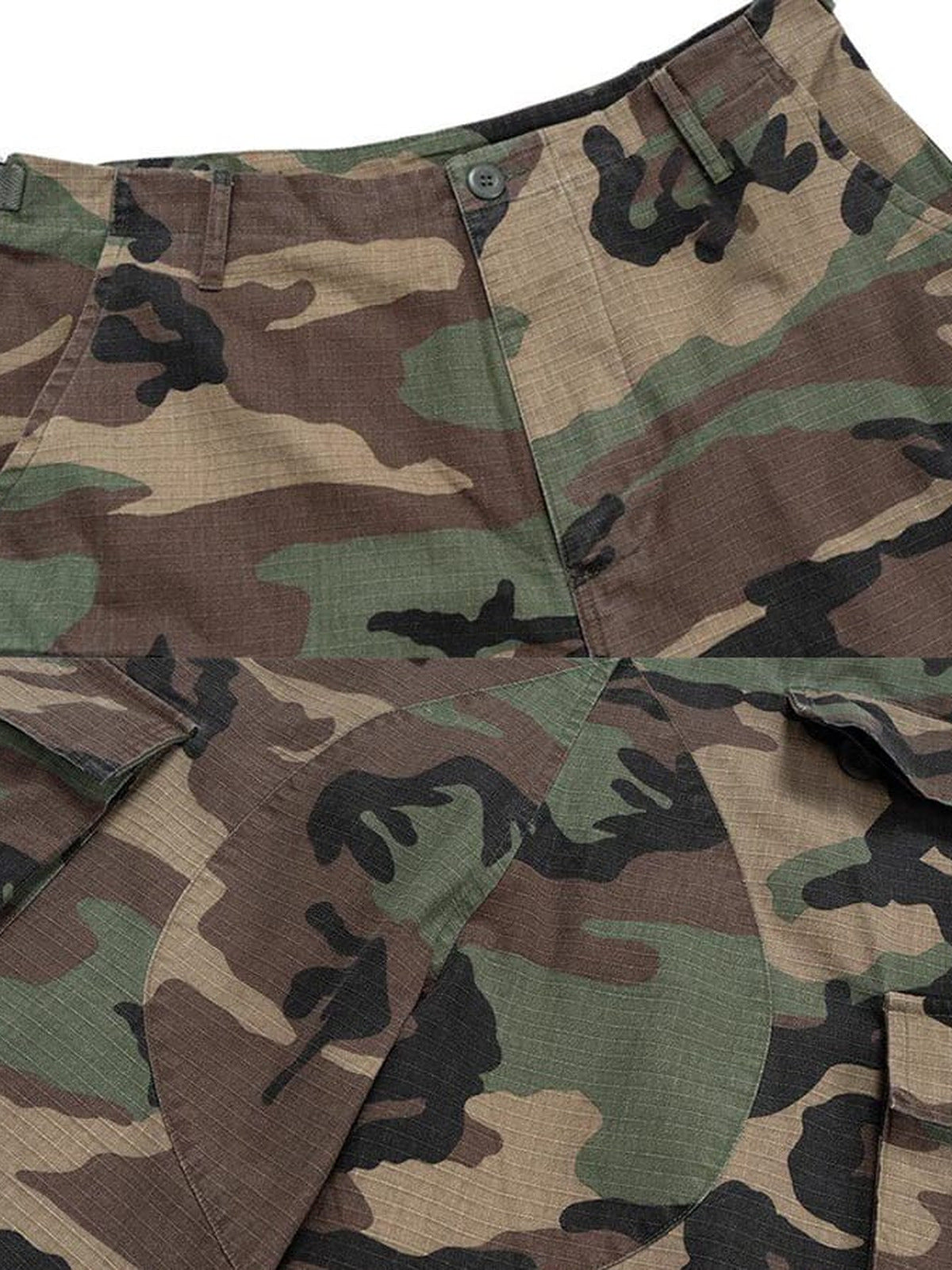 Woodland-Camo Cargoshorts – Vorderer Bund und Hosenschlitz im Detail | XoKool