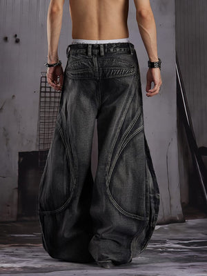 Jeans cargo balloon con bolsillos de ojales – Negro en modelo, trasera | XoKool
