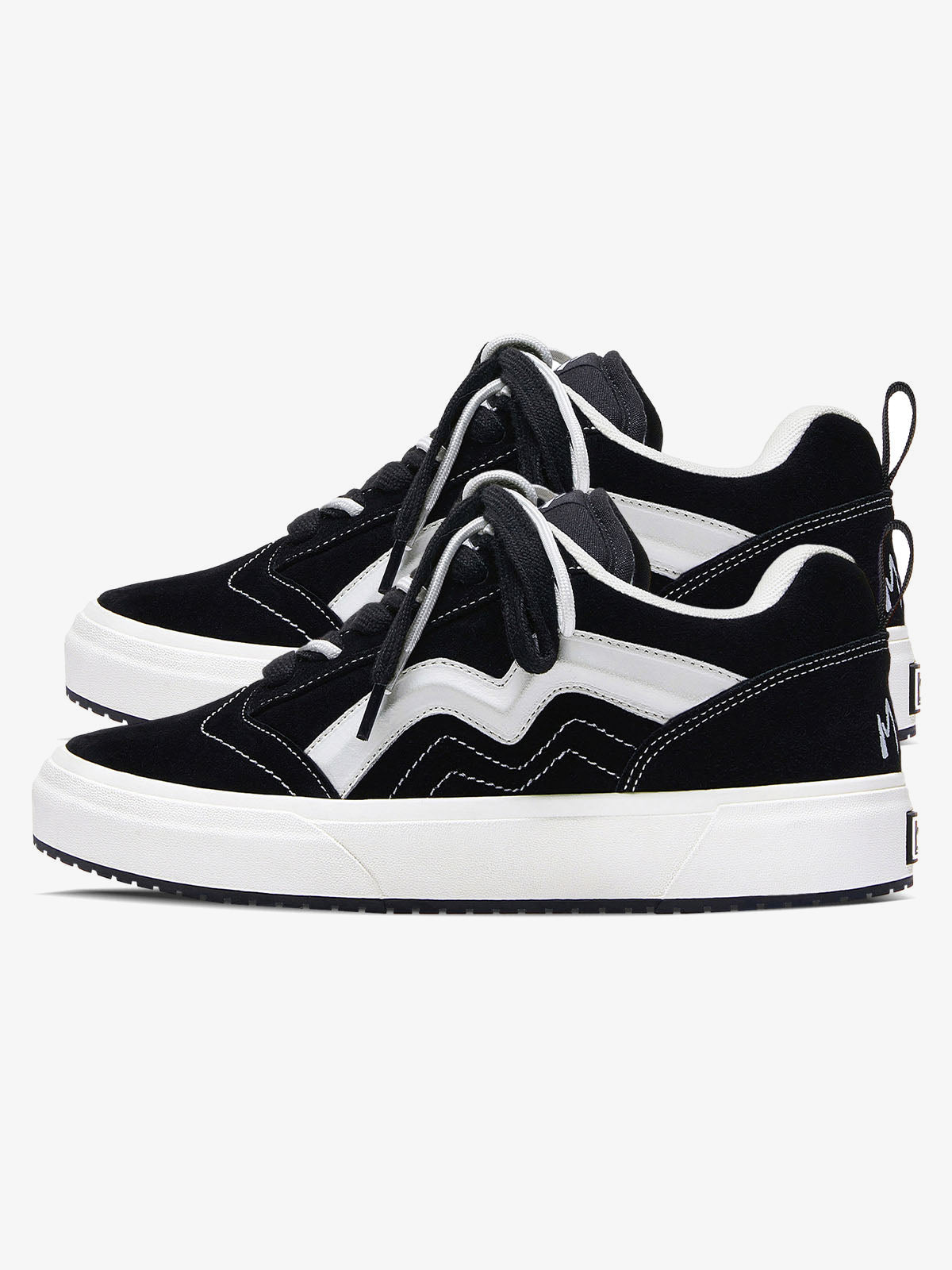 Chunky Black Skate Shoes with Contrast Stitching – Black pair, side | XoKool